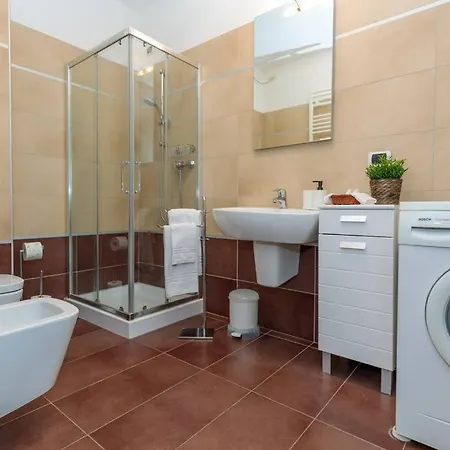 10 Min From Venice Free Garage Lovely Flat 公寓 *